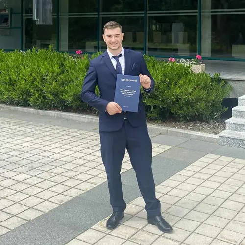 Patrik Hon